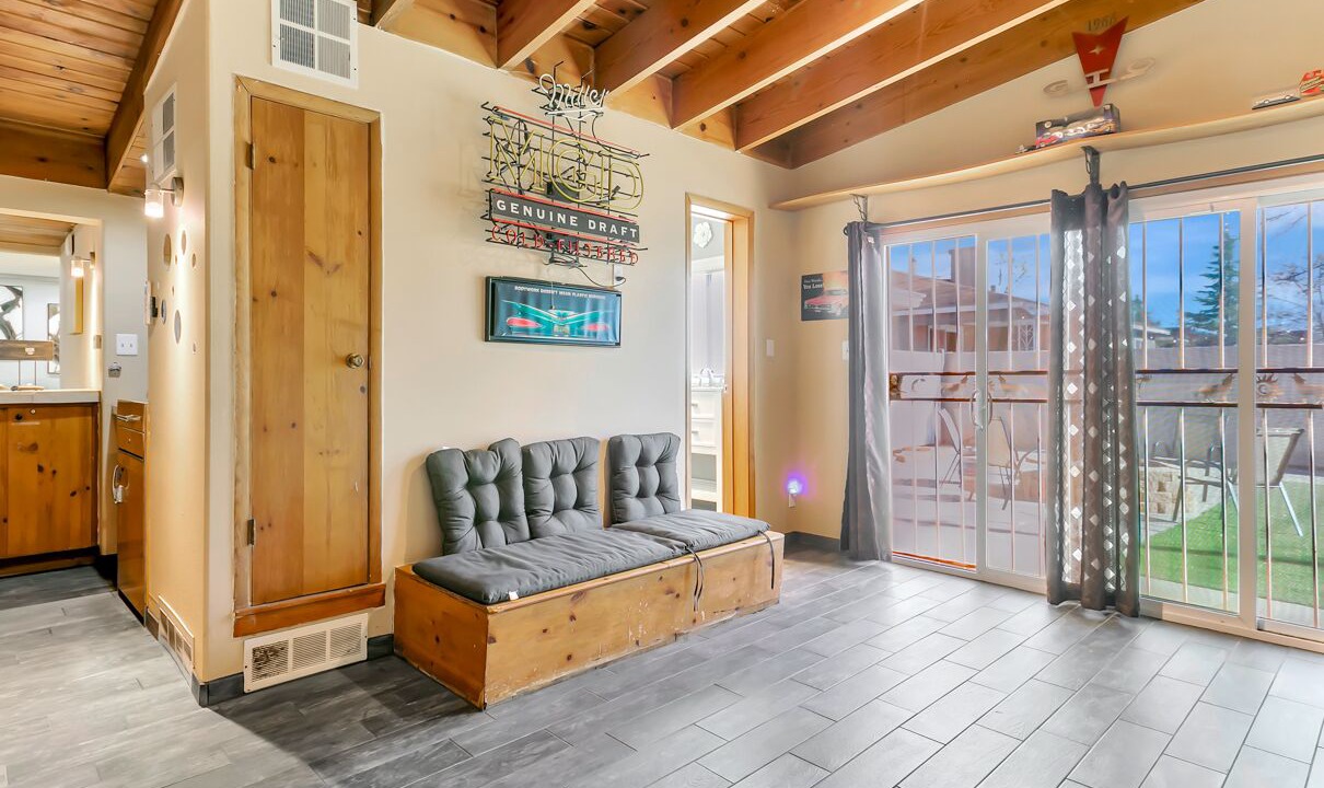 Photo of Livingroom in Albuquerque