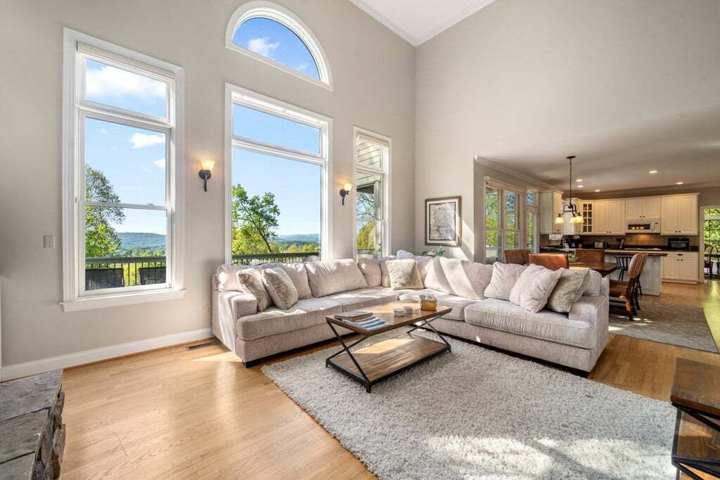 Photo of Bedroom in Royal Pines