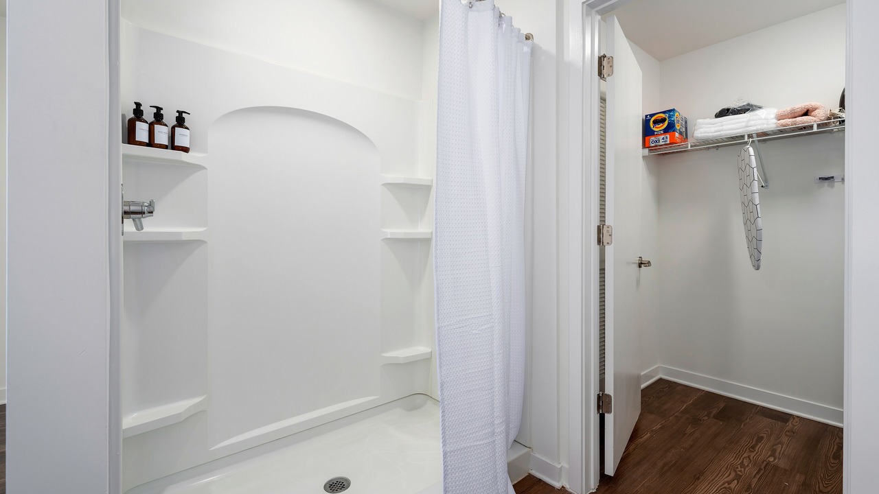 Photo of Bathroom in Avondale
