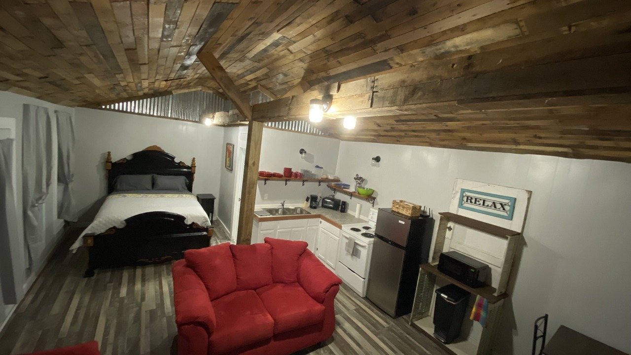 Photo of Livingroom in Crowville