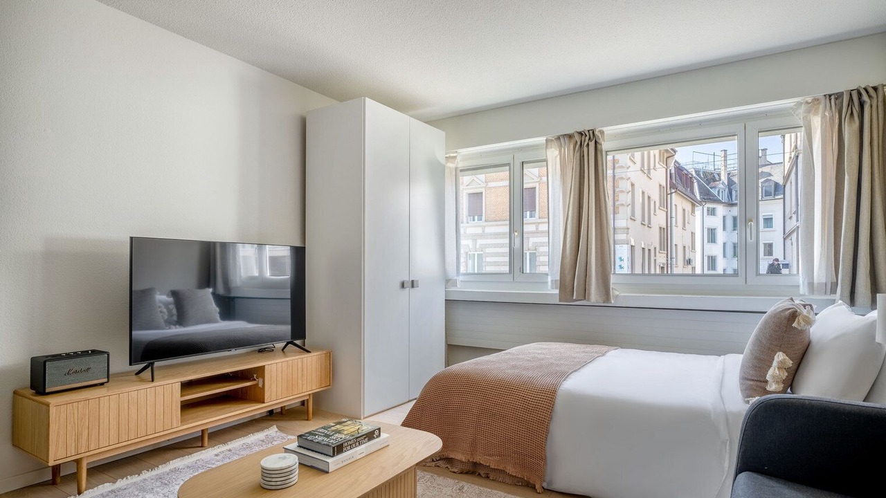 Photo of Bedroom in District 6