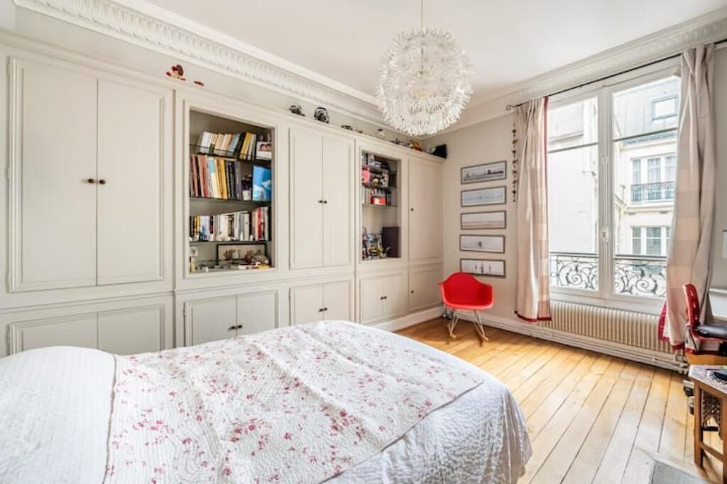 Photo of Bedroom in 17th Arrondissement