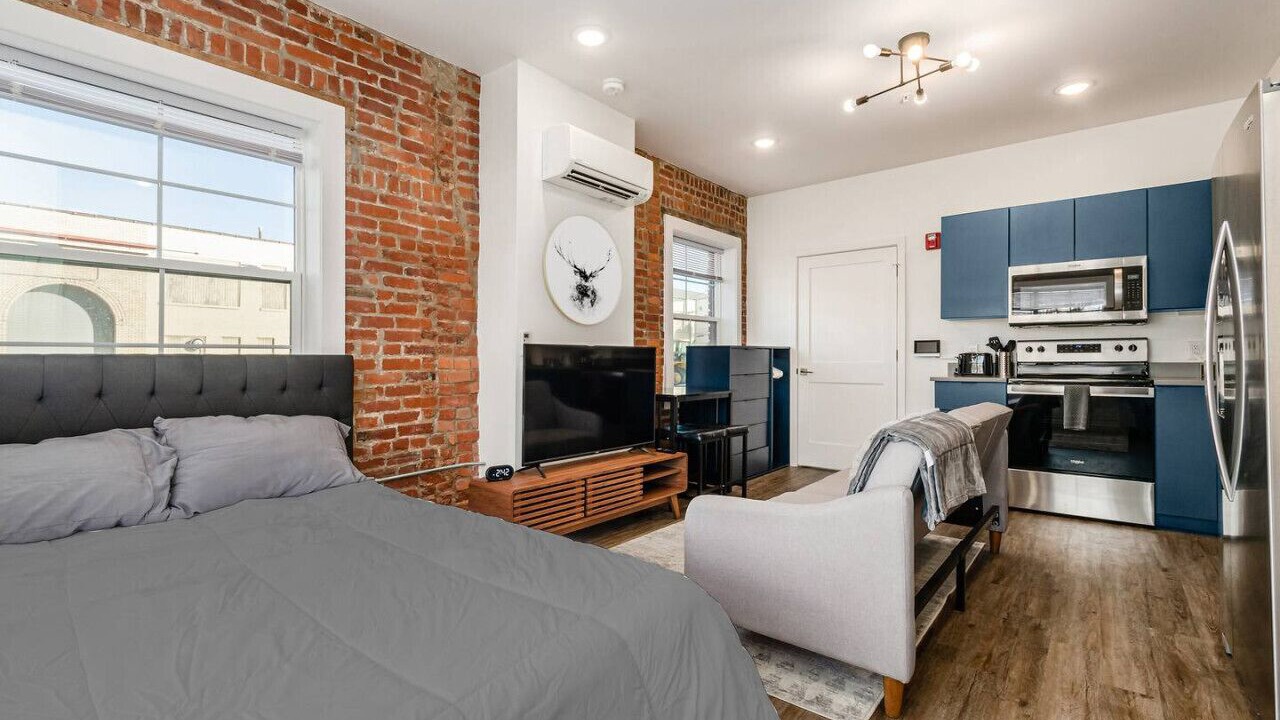 Photo of Bedroom in Downtown Columbus