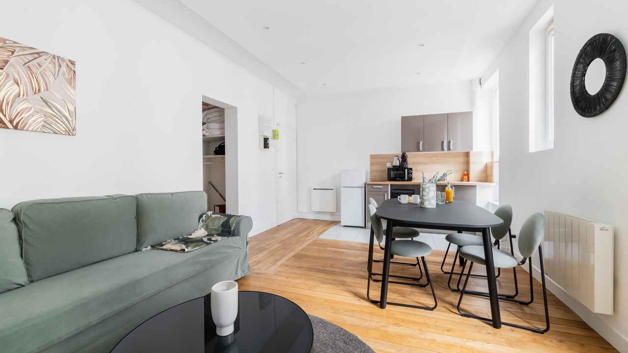 Photo of Livingroom in 12th Arrondissement