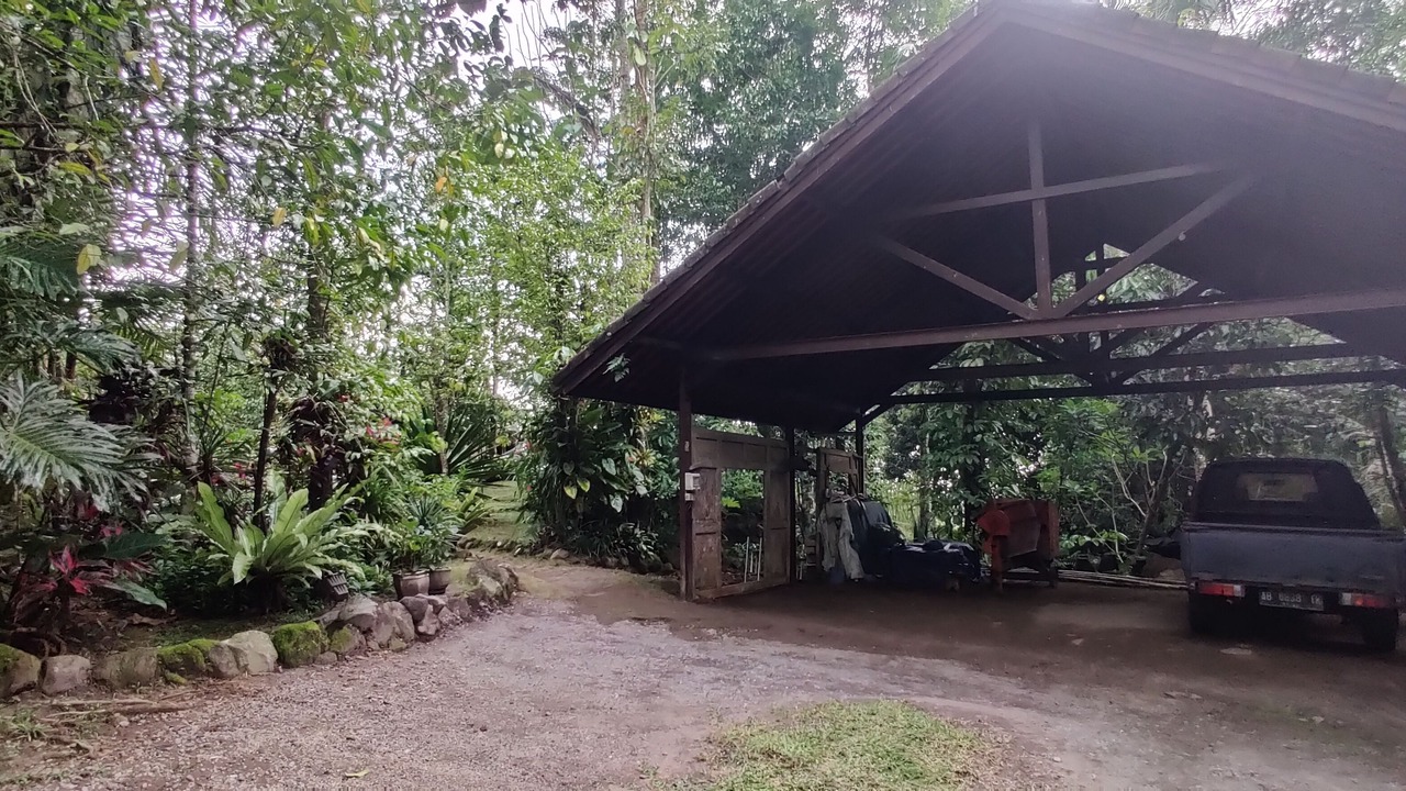 Photo of Outdoor in Pakem