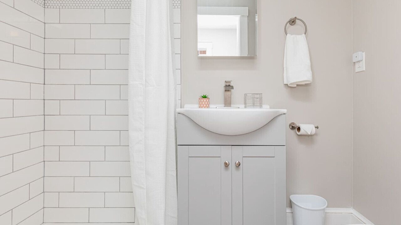 Photo of Bathroom in Mosby