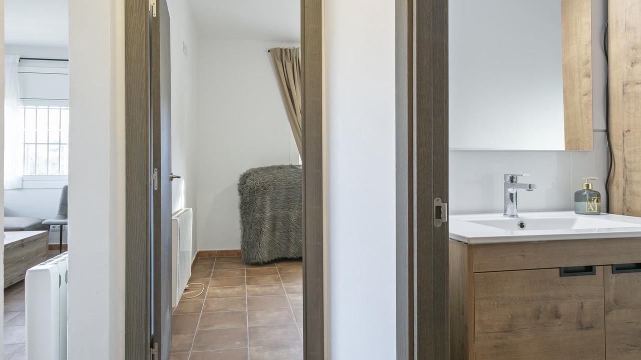 Photo of Bathroom in Pontons