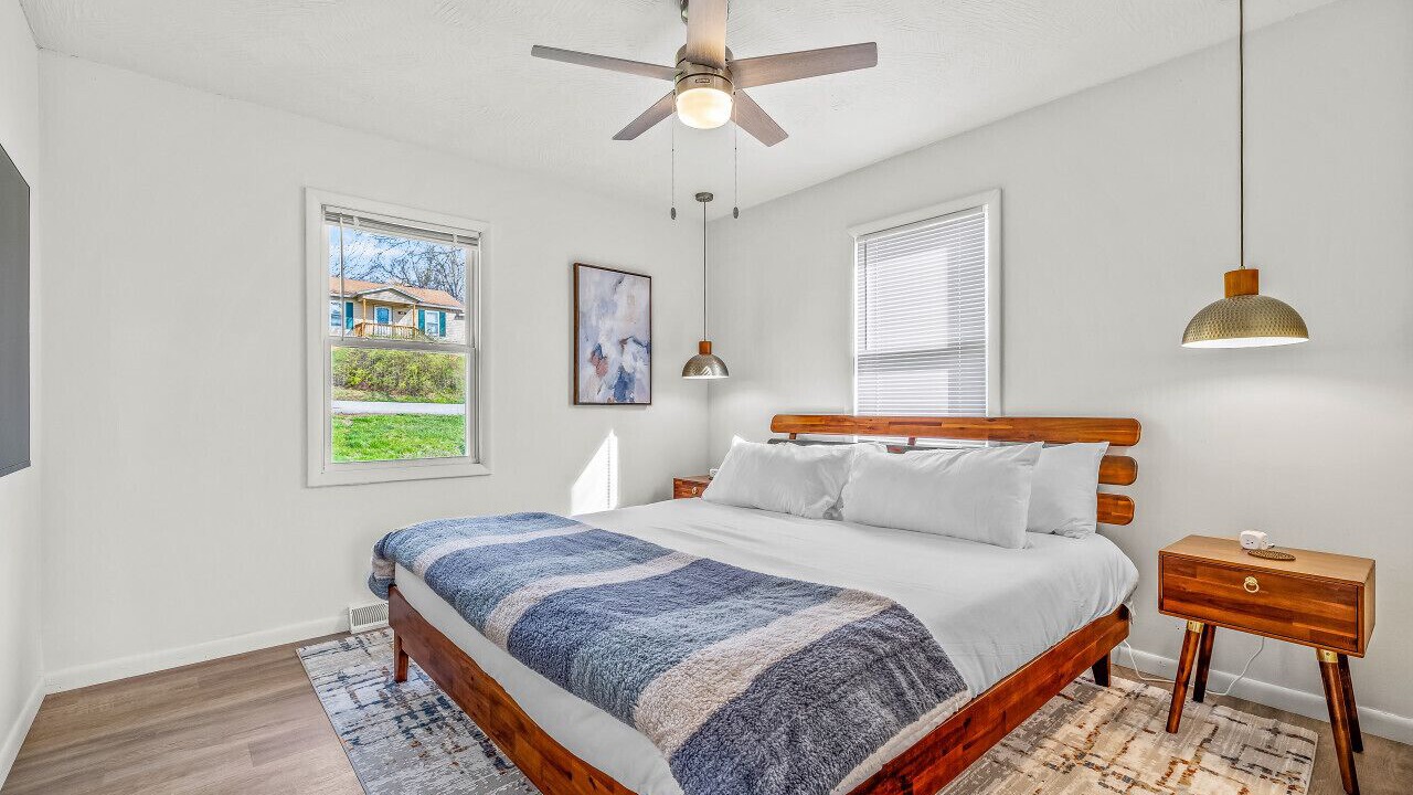 Photo of Bedroom in Ozark