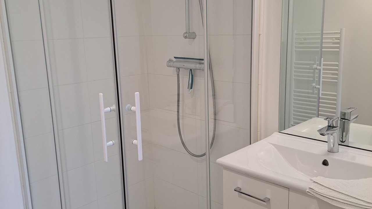 Photo of Bathroom in Avrille