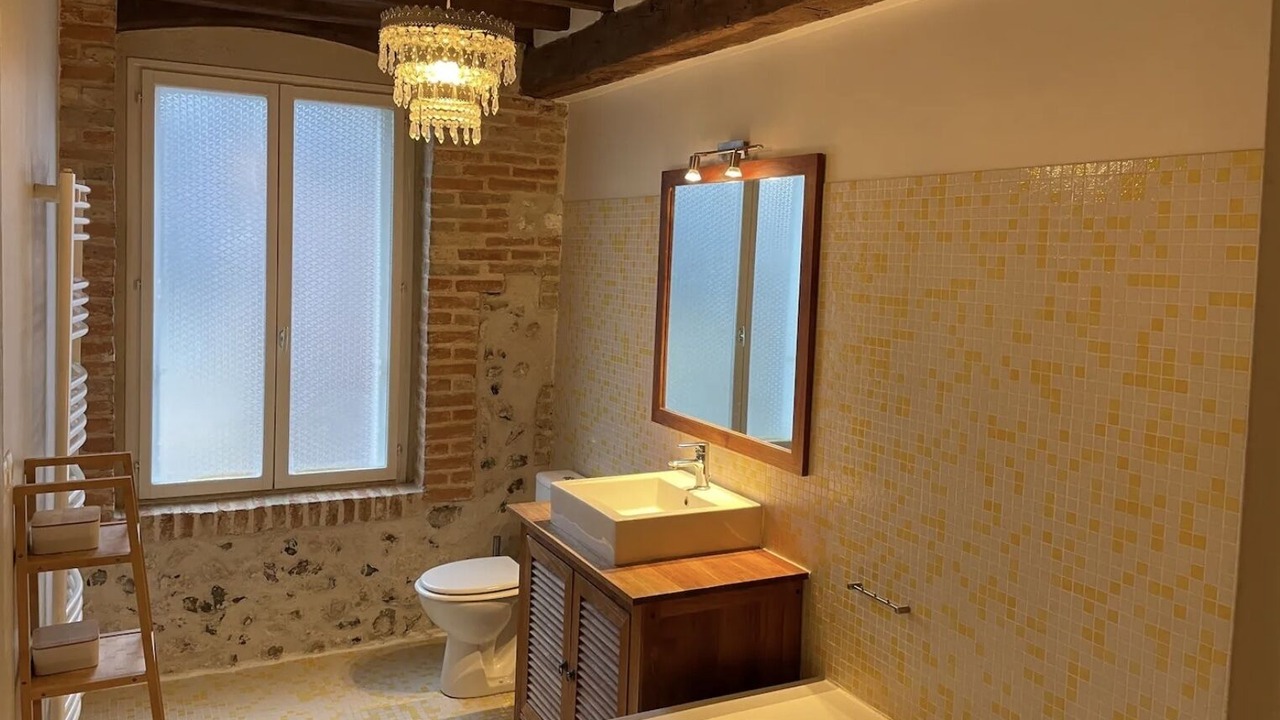 Photo of Bathroom in Les Andelys