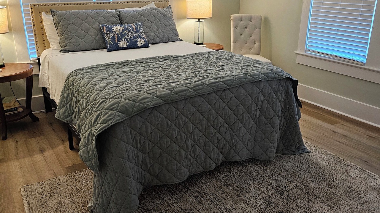 Photo of Bedroom in Beeville