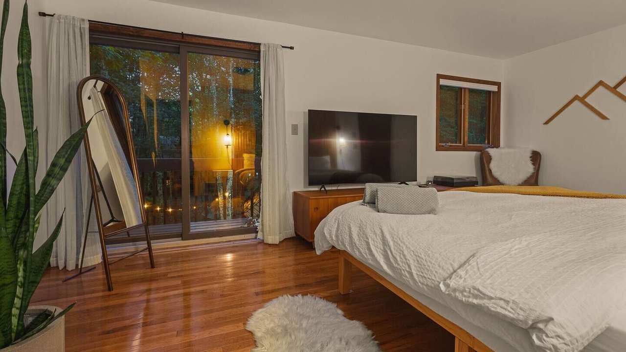 Photo of Bedroom in East Stroudsburg