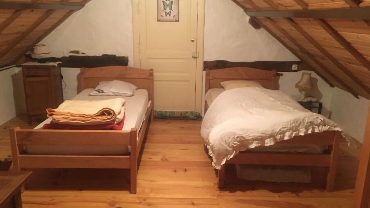 Photo of Bedroom in Quins