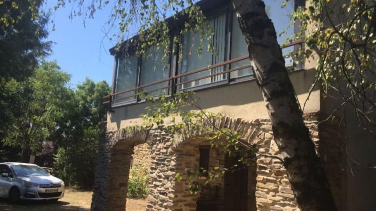 Photo of Outdoor in Quins