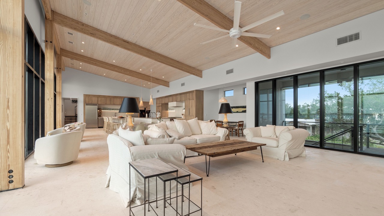 Photo of Livingroom in Pensacola Beach