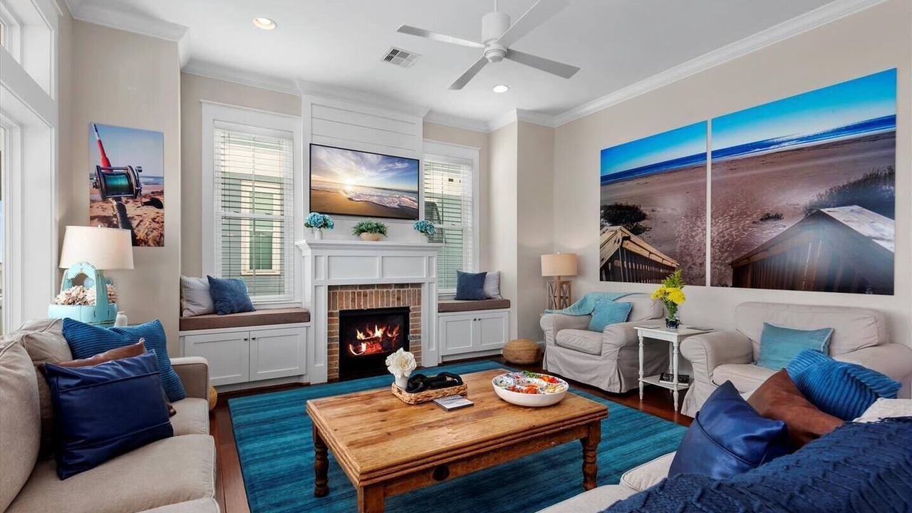 Photo of Livingroom in Red Fish Cove