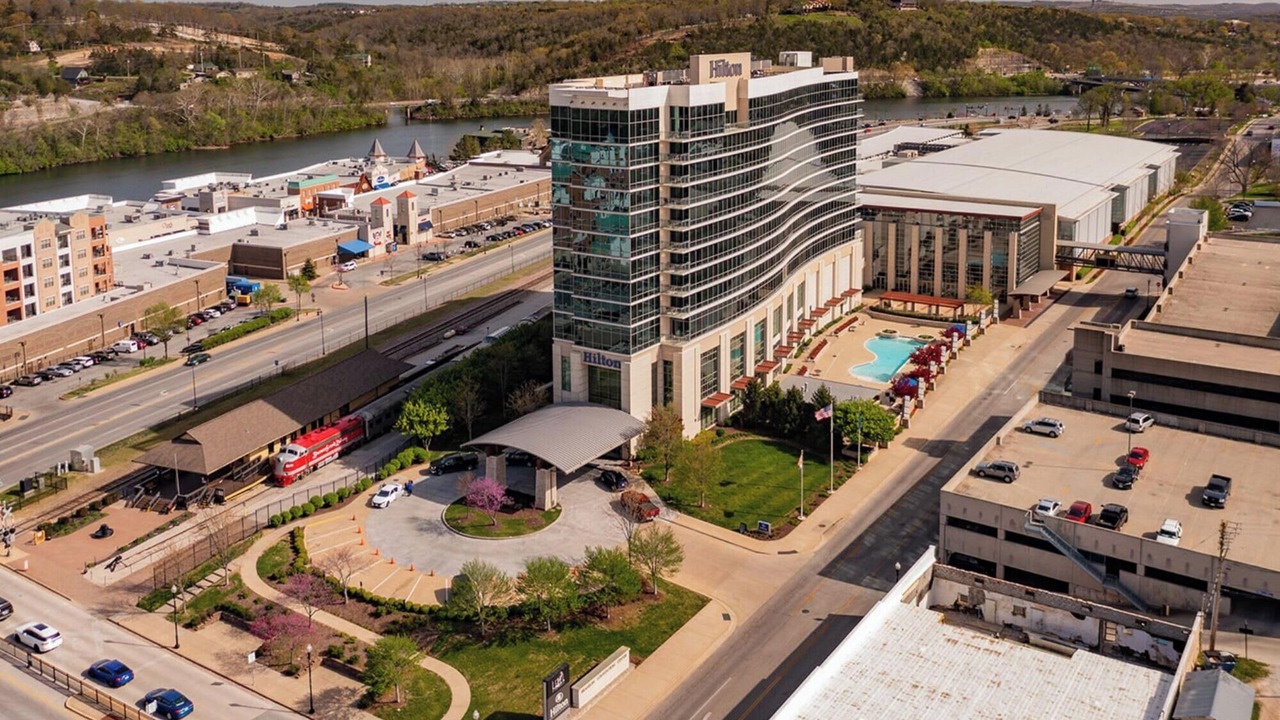 Photo of Others in Downtown Branson
