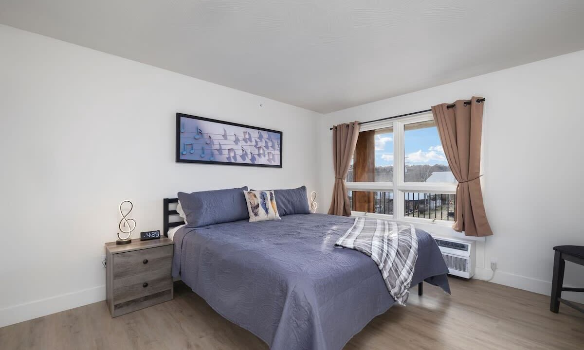 Photo of Bedroom in Downtown Branson