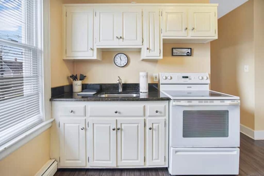 Photo of Kitchen in West Hartford