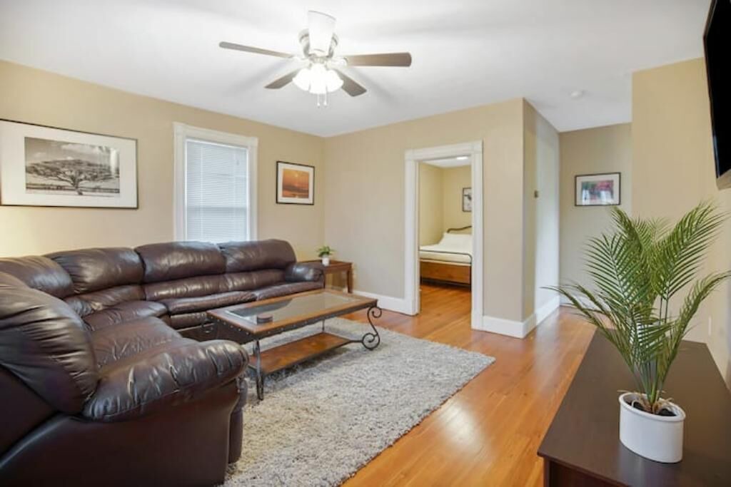 Photo of Livingroom in West Hartford