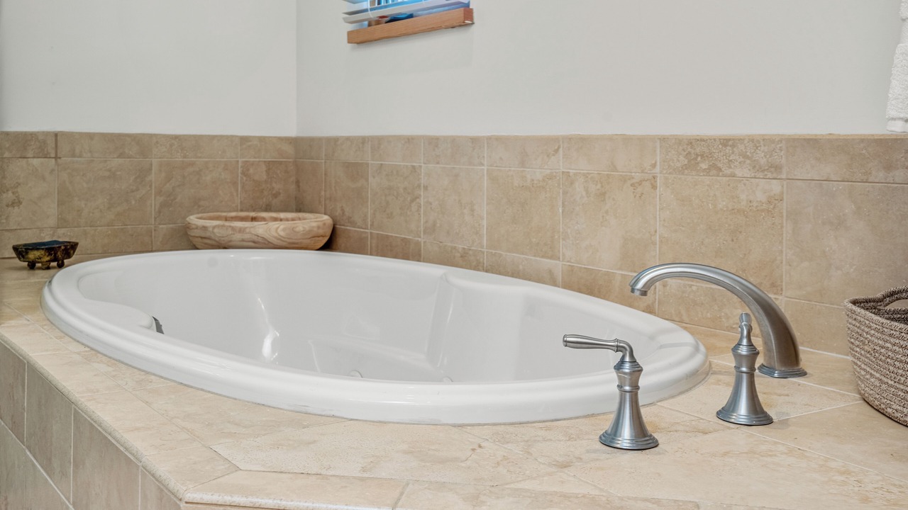 Photo of Bathroom in Tesuque