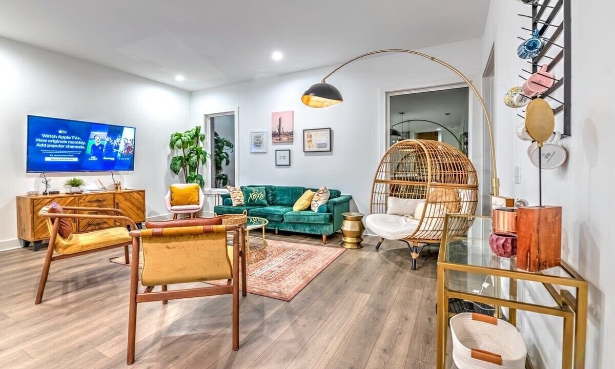 Photo of Livingroom in Berry Hill