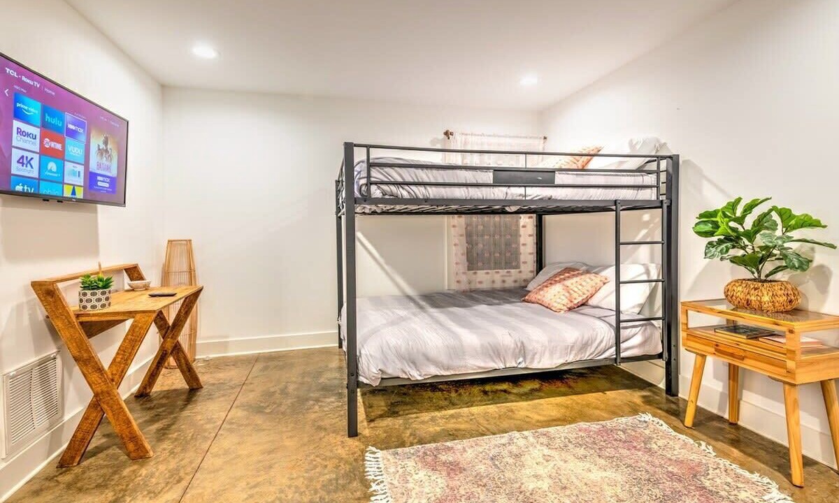 Photo of Bedroom in Berry Hill