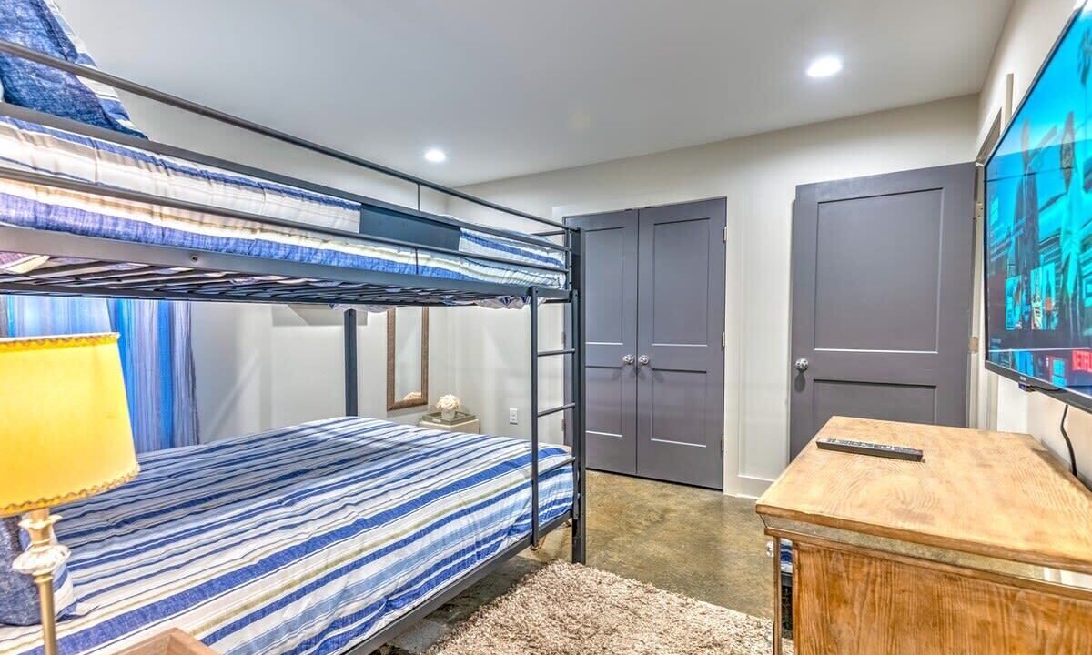 Photo of Bedroom in Berry Hill