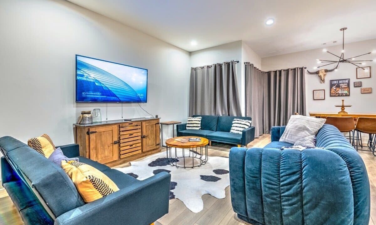 Photo of Livingroom in Berry Hill