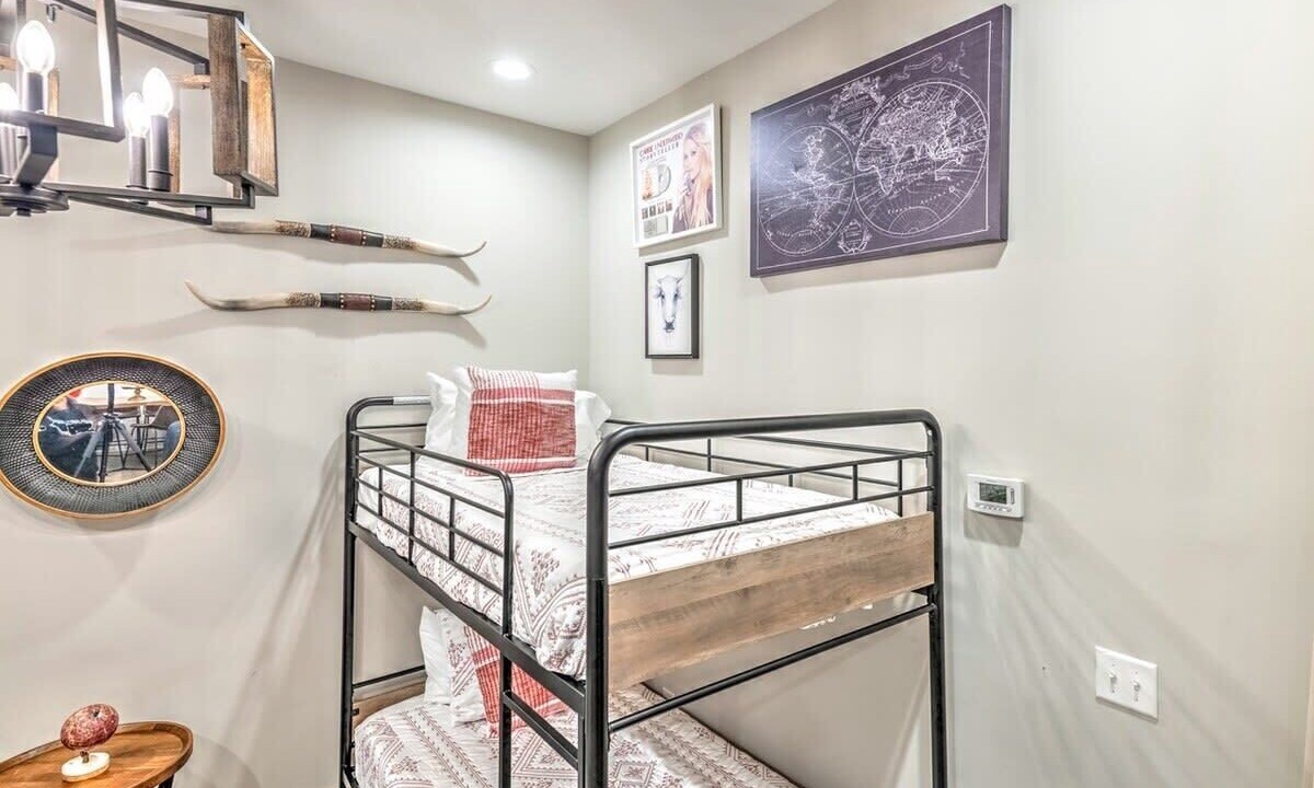 Photo of Bedroom in Berry Hill