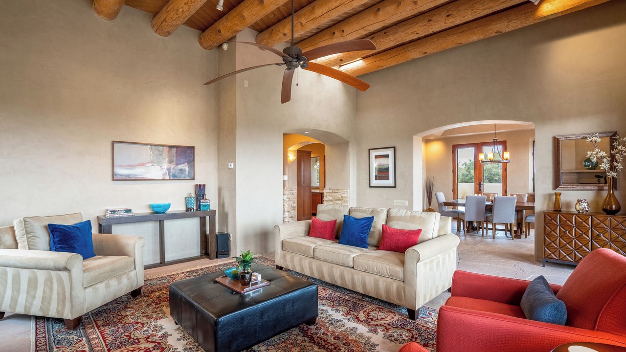 Photo of Livingroom in Las Campanas