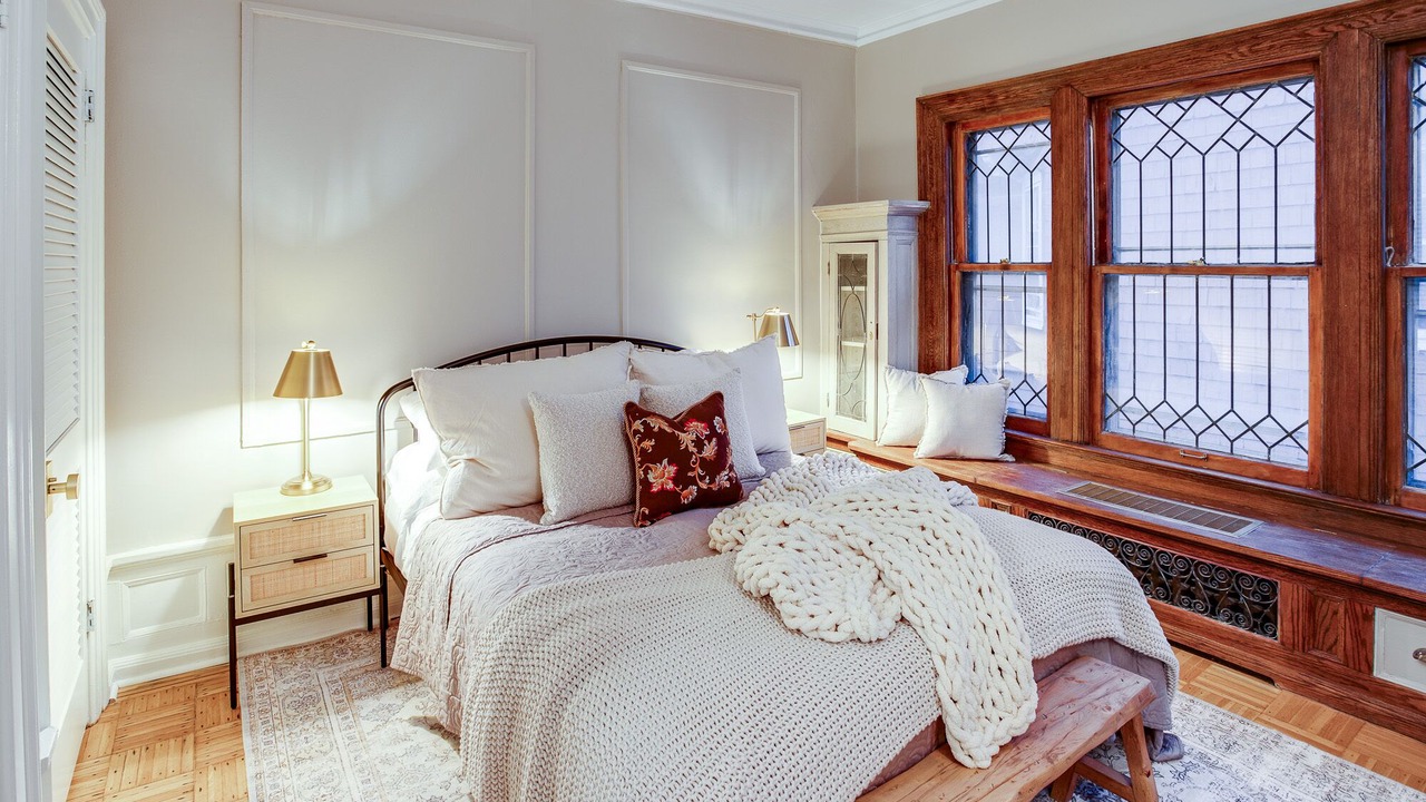 Photo of Bedroom in East Avenue
