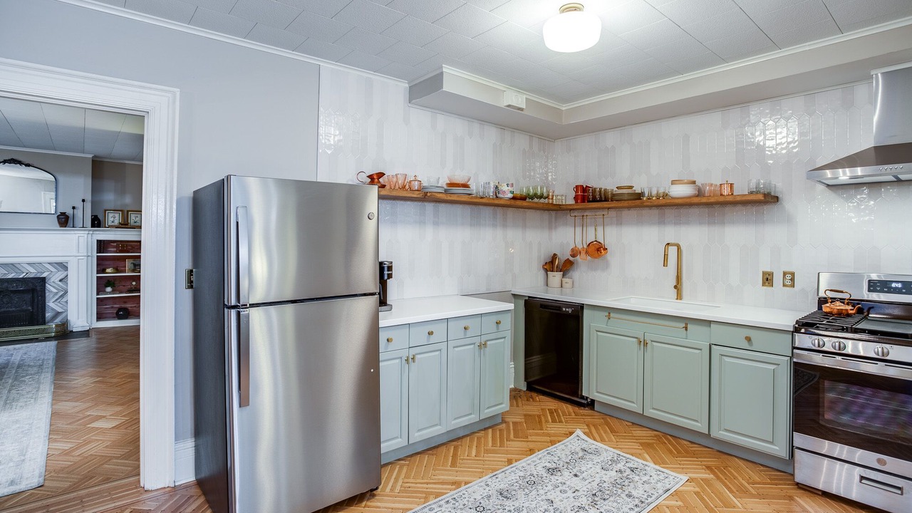 Photo of Kitchen in East Avenue