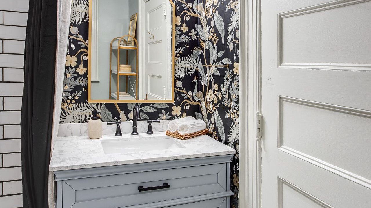 Photo of Bathroom in East Avenue