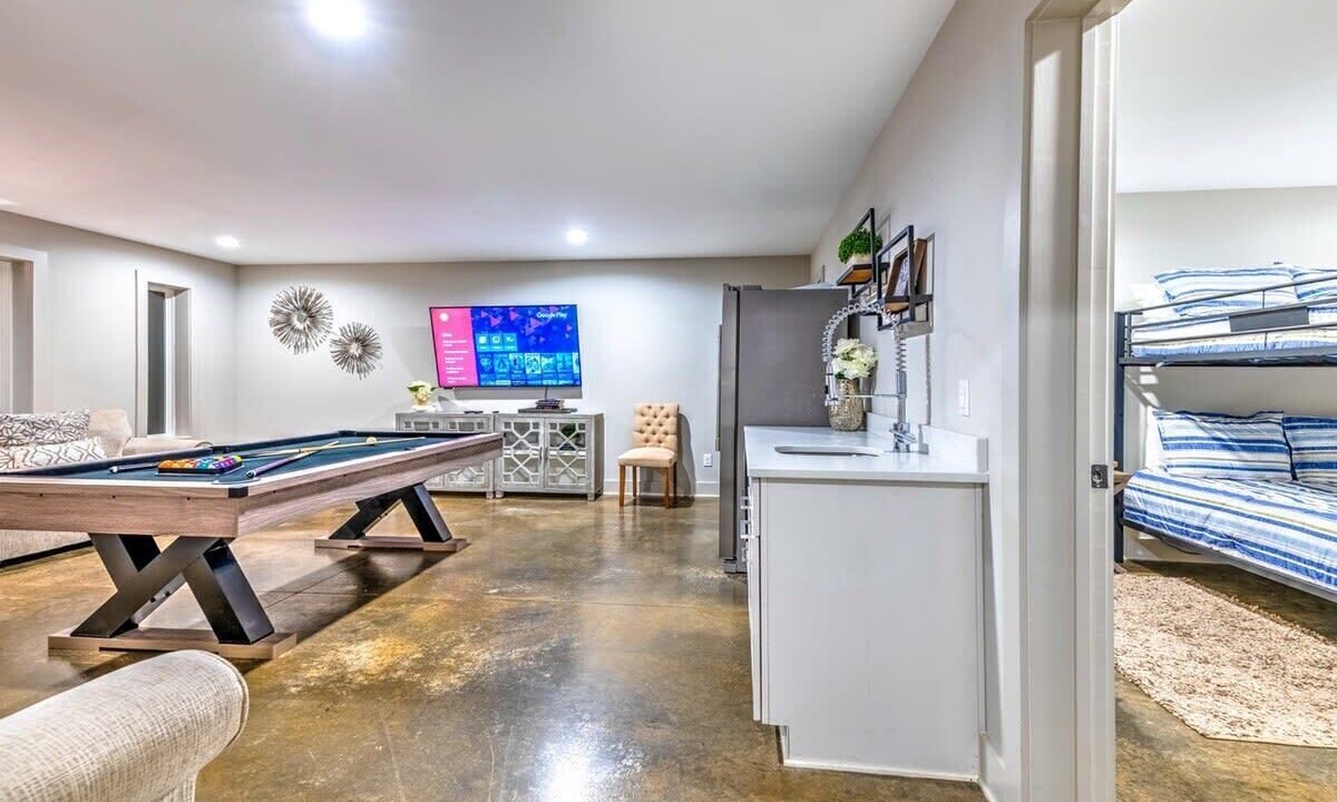 Photo of Livingroom in Berry Hill