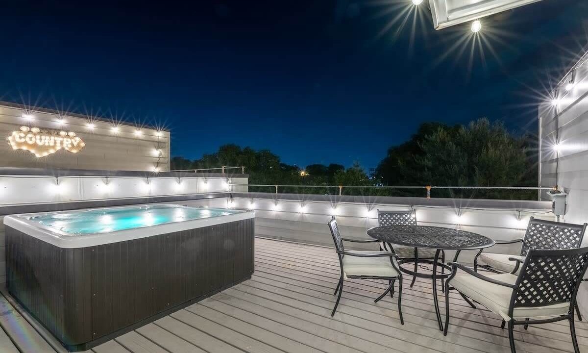 Photo of Outdoor in Berry Hill