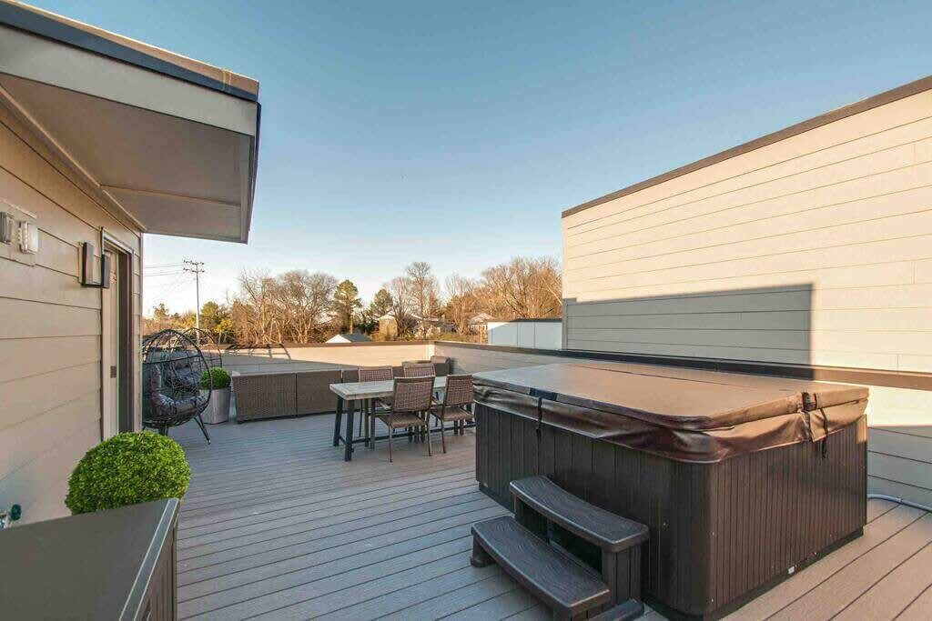 Photo of Outdoor in Berry Hill