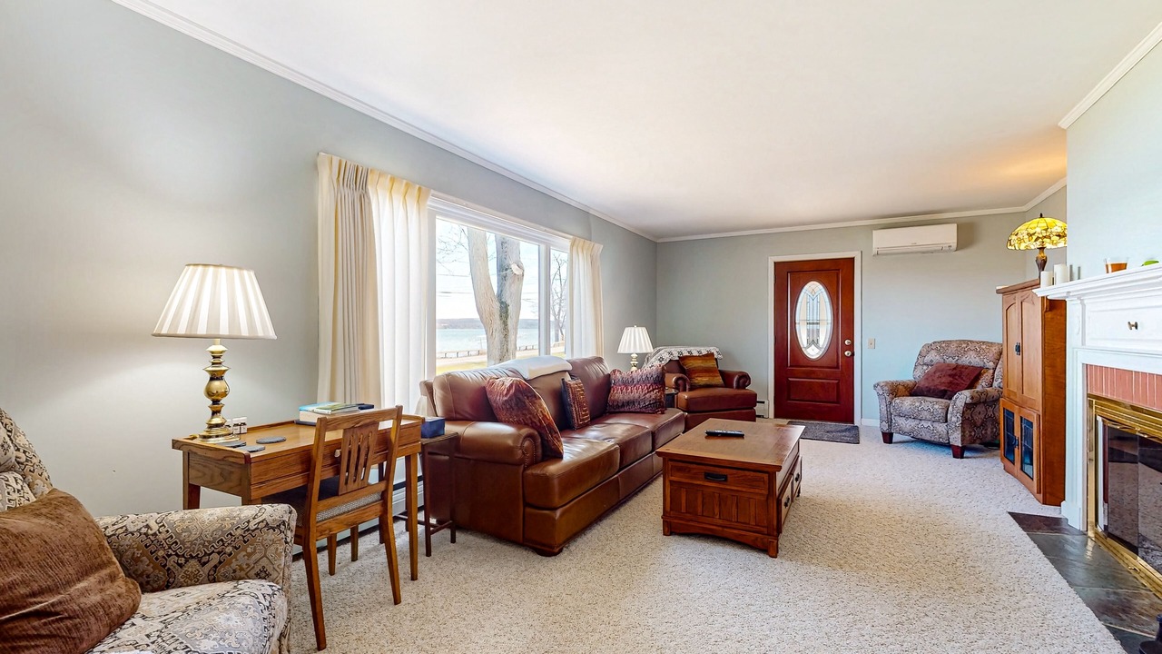 Photo of Livingroom in Auburn