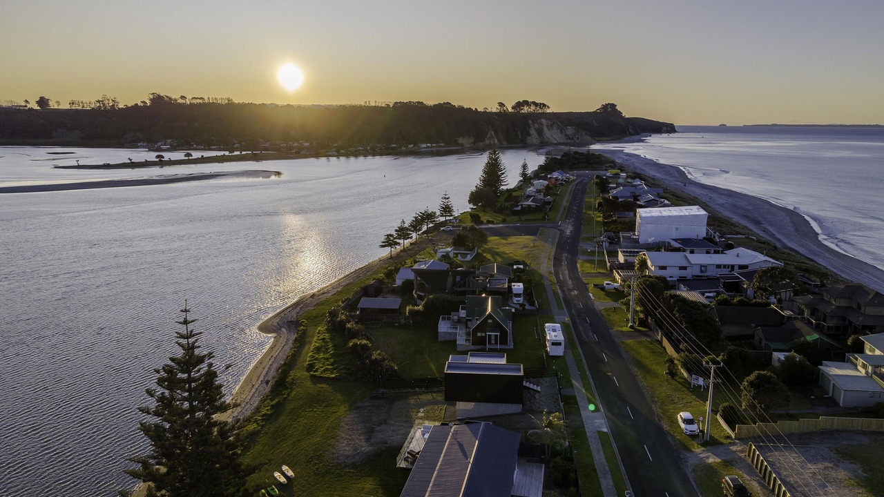 Photo of Others in Pukehina