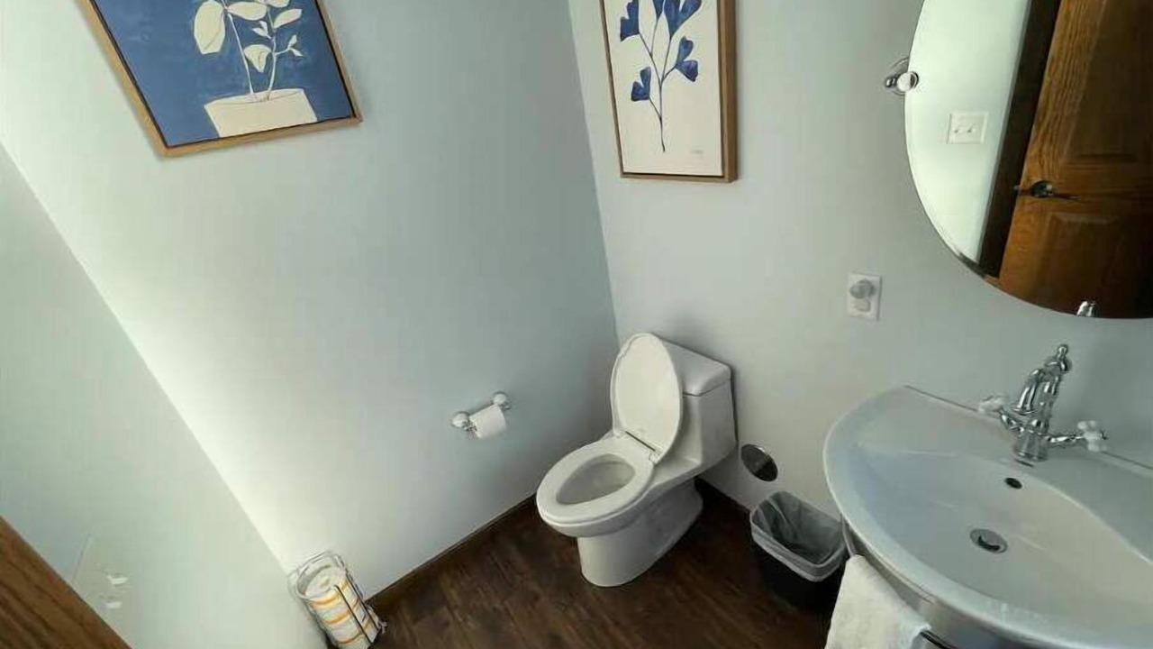 Photo of Bathroom in Warren