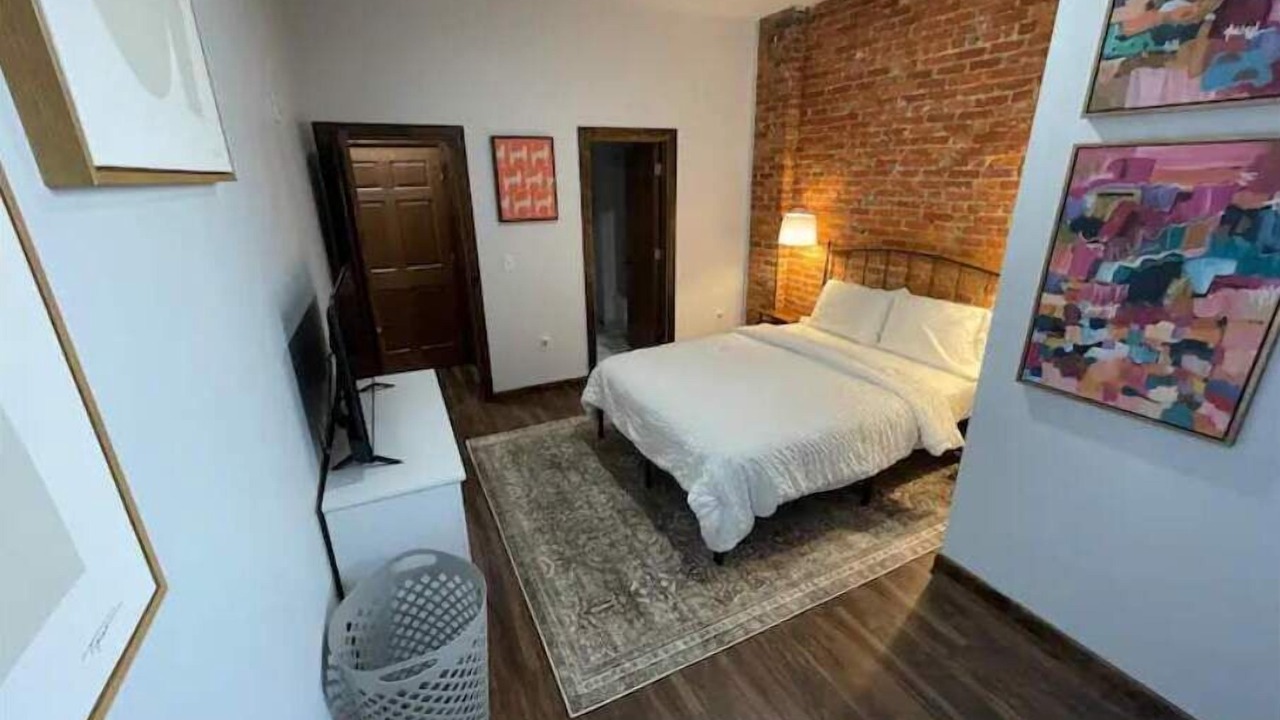 Photo of Bedroom in Warren