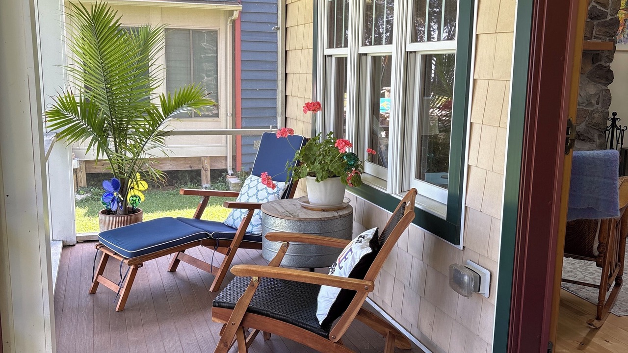 Photo of Patio Balcony in Earlville