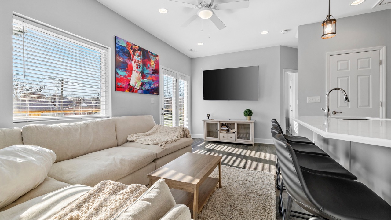 Photo of Livingroom in McFerrin Park