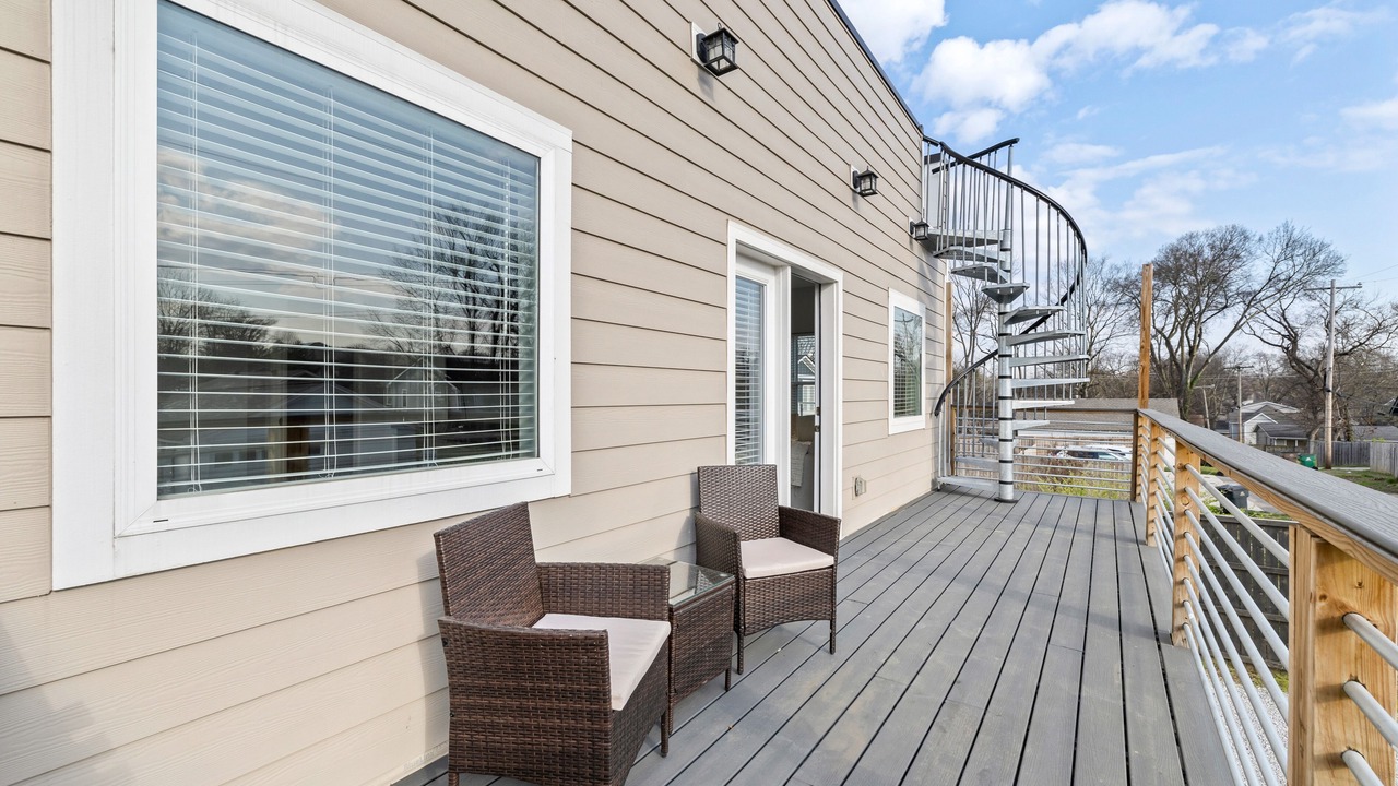 Photo of Patio Balcony in McFerrin Park