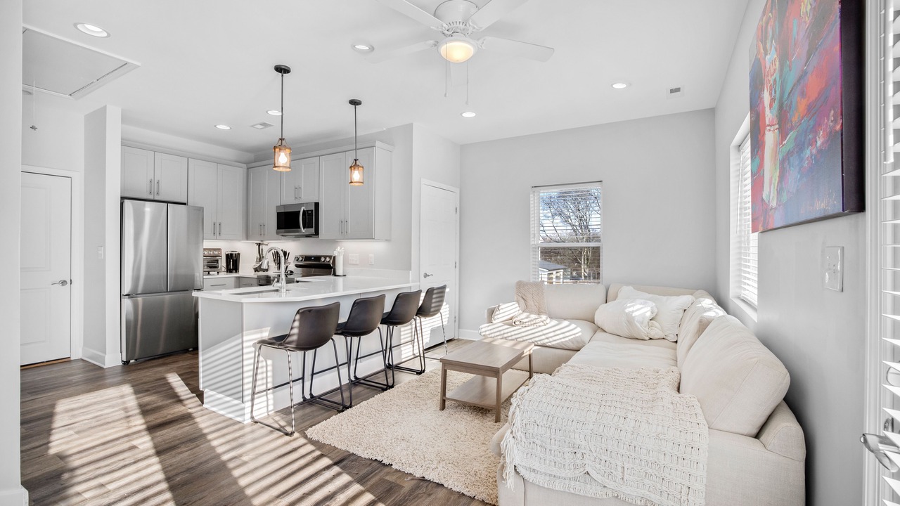 Photo of Livingroom in McFerrin Park