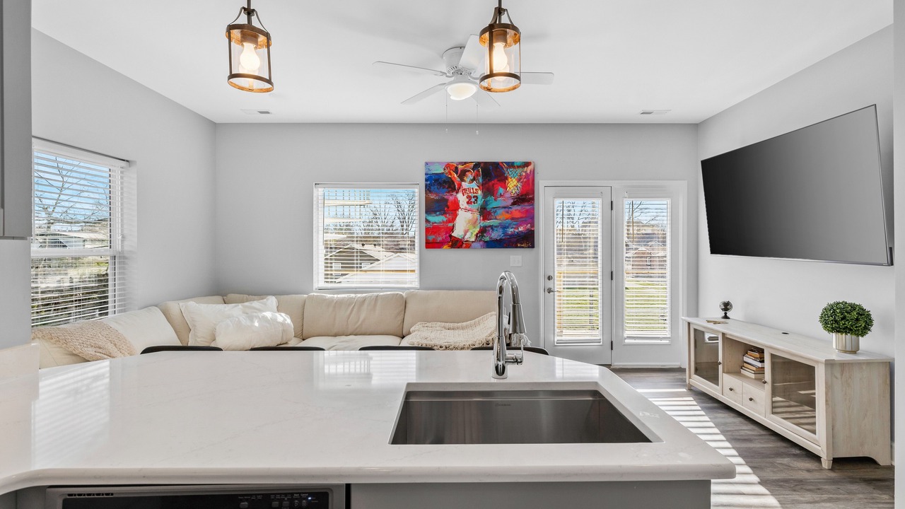 Photo of Livingroom in McFerrin Park