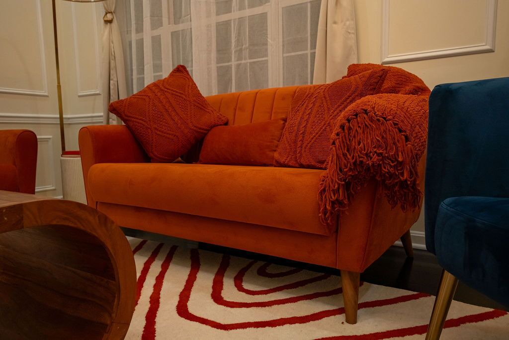 Photo of Livingroom in Alexandria West