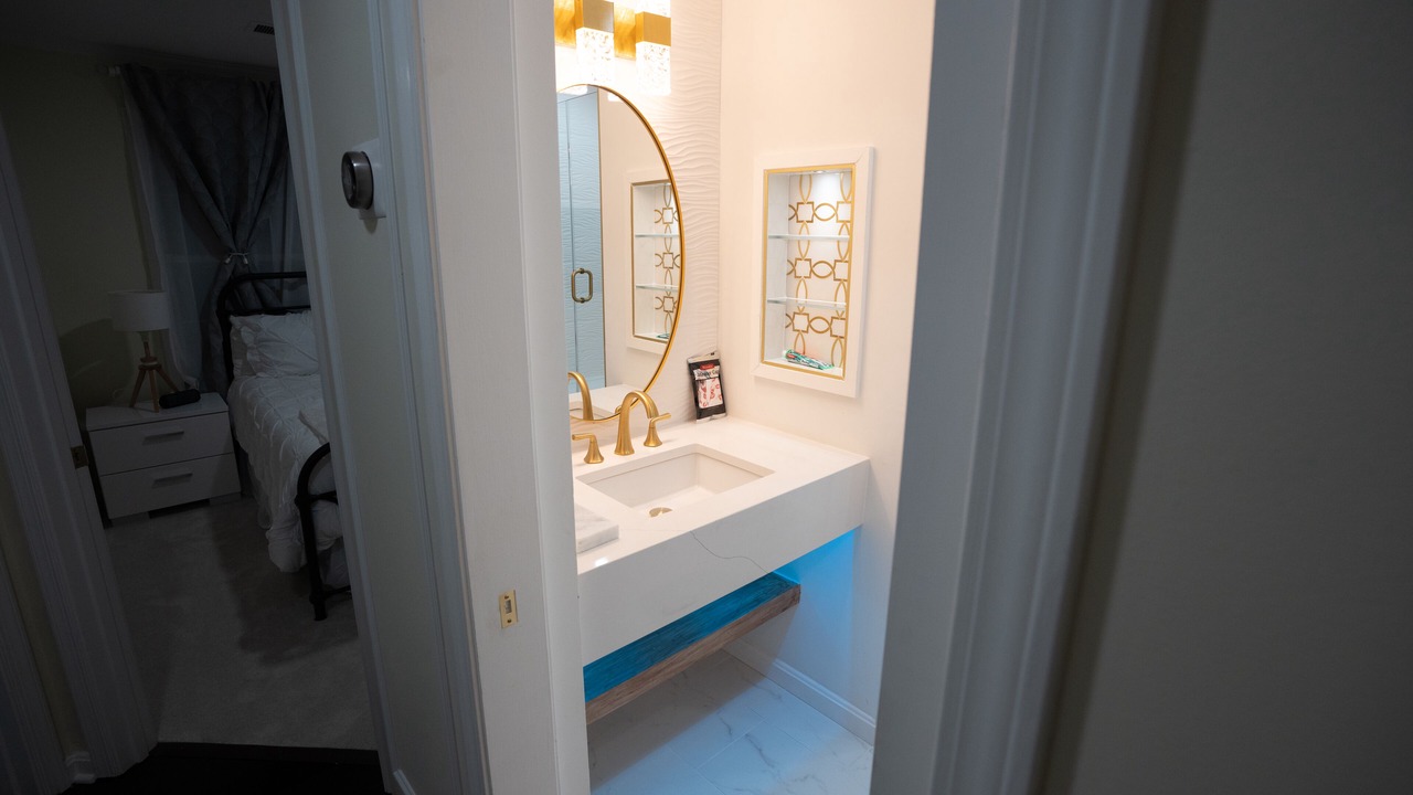 Photo of Bathroom in Alexandria West