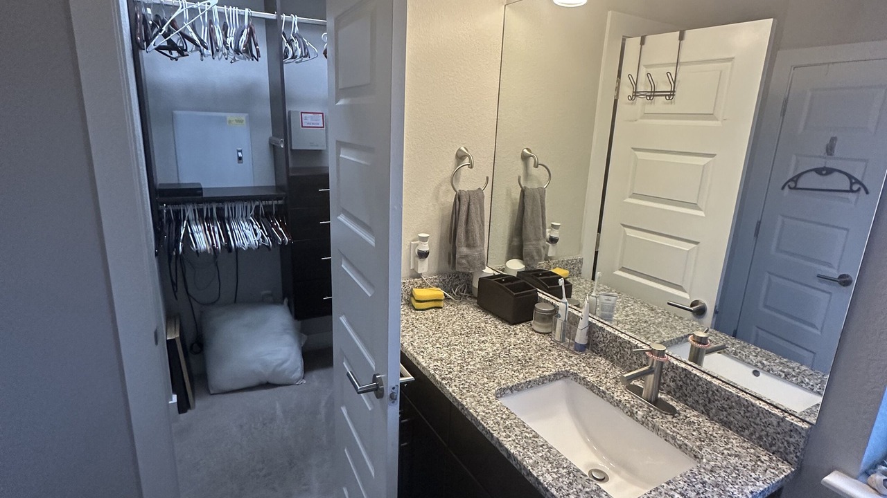 Photo of Bathroom in Parker Lane