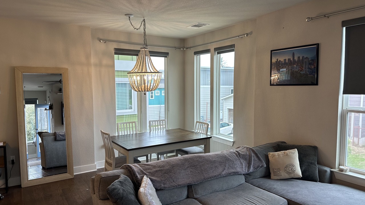 Photo of Livingroom in Parker Lane